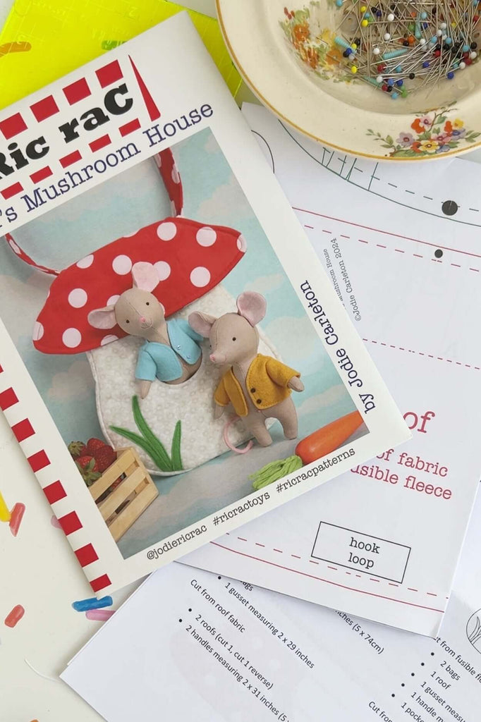 PDF printed sewing pattern for Lolli's mushroom house by Ricrac