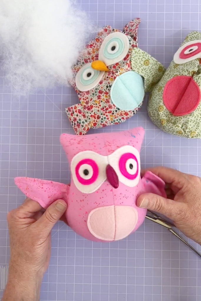 Owl Pincushion sewing pattern by Jodiericrac
