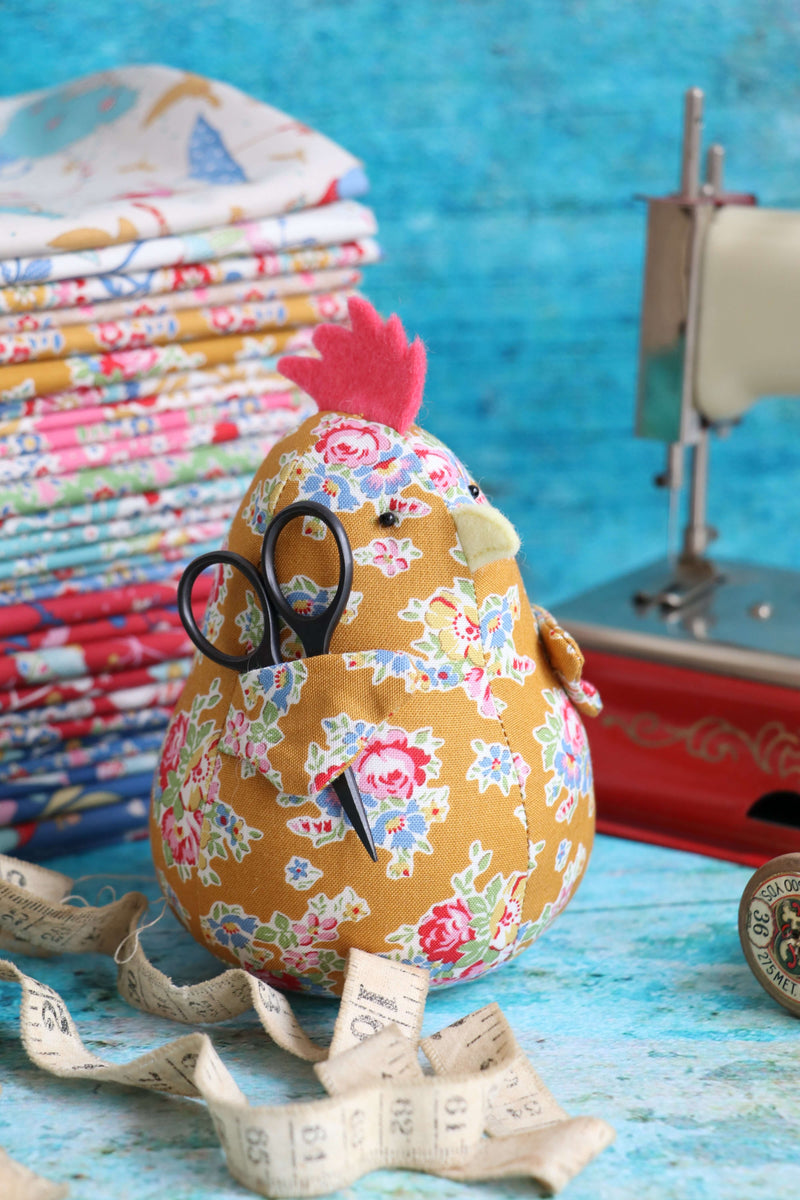 Chicken caddy: chicken pincushion softie – jodiericrac