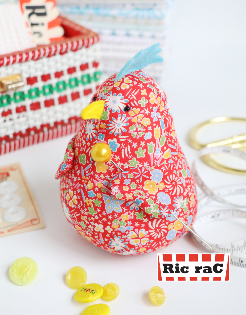 Chicken caddy: chicken pincushion softie – jodiericrac